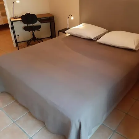 Dans Propriete Calme En Pleine Nature Apartment Charbonnieres-les-Bains