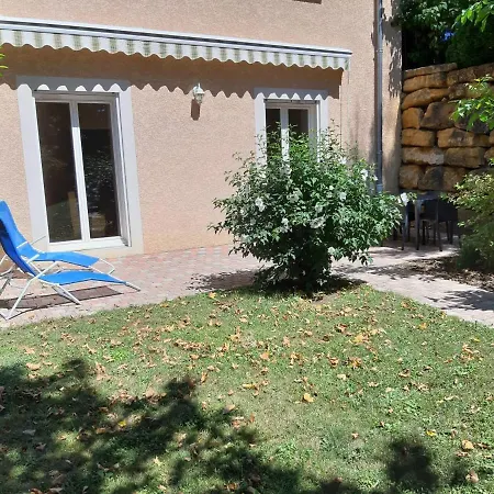 Dans Propriete Calme En Pleine Nature Charbonnieres-les-Bains